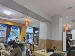 -濠轩阁特色生蚝火锅(水湾路店)