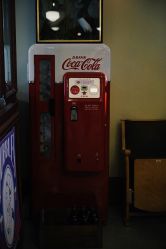 -IMUSE BARBER SHOP