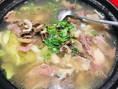 -谢老五跷脚牛肉·非遗传承店