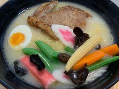 -滋味满屋美食坊(上海街店)