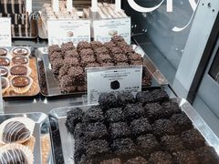 -VENCHI 闻绮(北京国贸商城店)