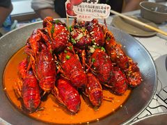 -巴厘龙虾·榜首油焖大虾(音乐学院·沿江酒馆店)