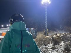 -辽阳弓长岭温泉滑雪场