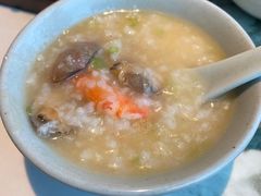 潮汕砂锅海鲜粥-潮堂 · 潮州菜(国贸商城店)