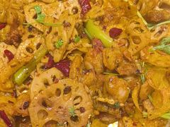 -川流不息·地道川菜·小龙虾(松东路店)