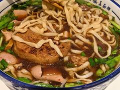 -镇南锅盖面馆(解放路店)