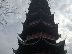-龙华寺