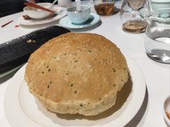 星空葱油饼-广州酒家(文昌总店)