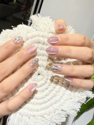 -CM.Nail美甲美睫