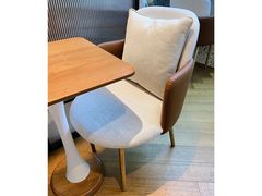 -Line 咖啡(石厦花园店)