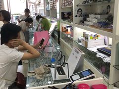 -利客来眼镜店(崂山百货店)