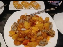 -高第街56号餐厅(泰安万达店)