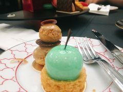 -Salon de The de Joel Robuchon(外滩18号店)