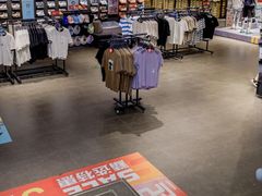 -百联奥特莱斯广场(武汉盘龙店)