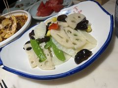 -韵秋荷(宝山龙湖天街店)