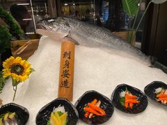 -钱小奴海鲜自助黑金店(杭州滨江龙湖店)