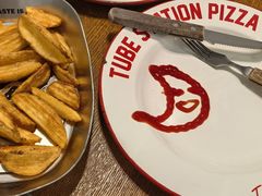 -Tube station站点比萨(王府井百货店)