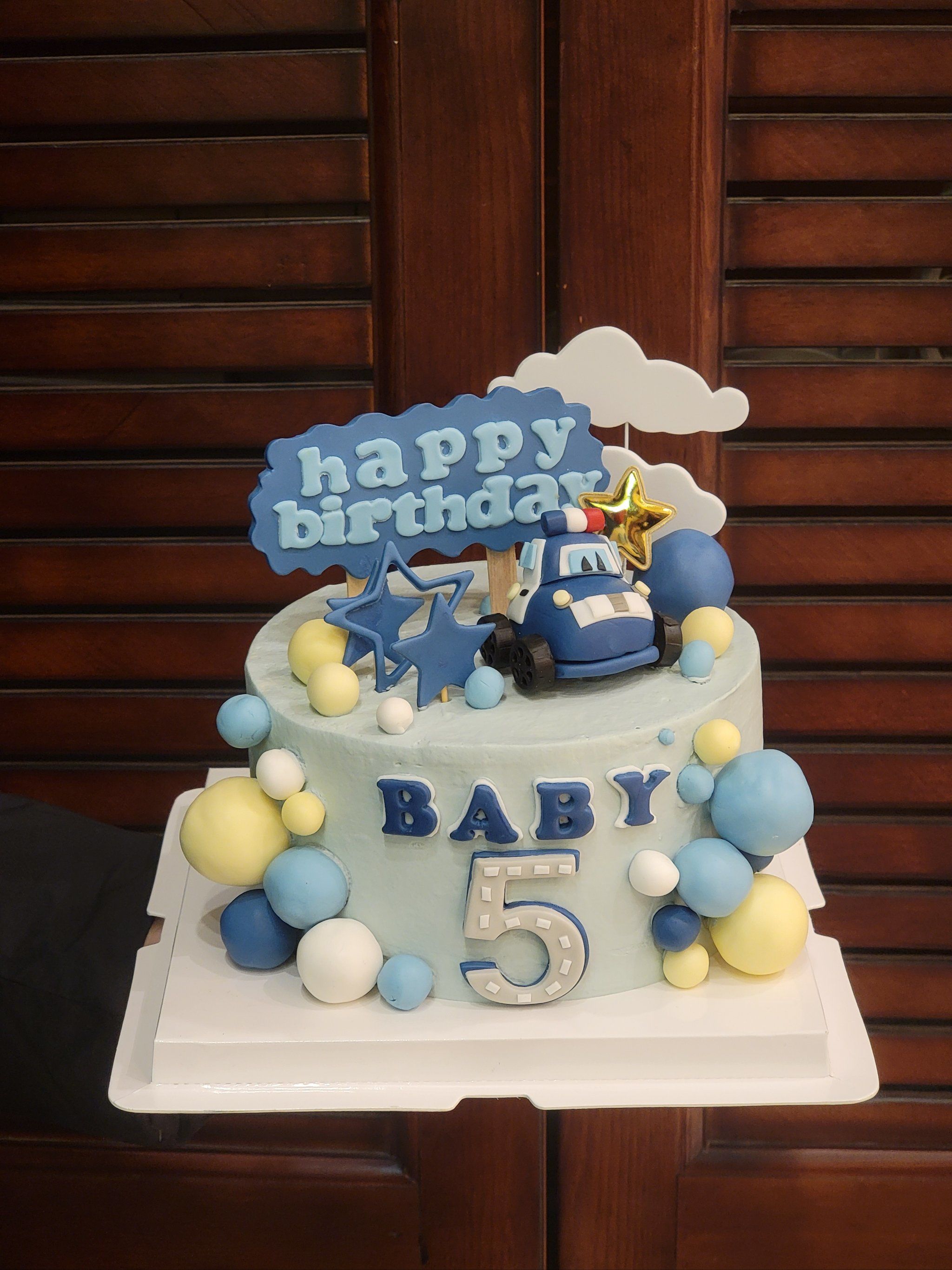 男宝警车主题生日蛋糕