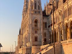 -多瑙河畔鞋履雕塑