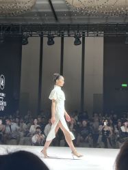-Renee芮亦婚纱