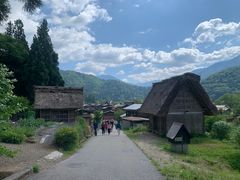-白川乡与五箇山的合掌构造村落