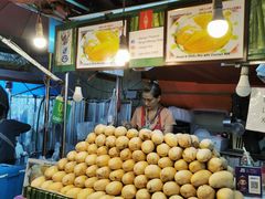 -Nings Mango Stand