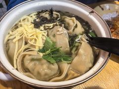 荠菜香菇大馄饨-柴爿巷·香酥鸡&馄饨(复兴中路店)