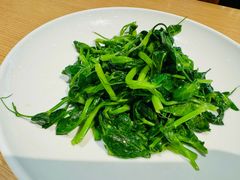 -渝信川菜 · 川味家常菜(财富购物中心店)