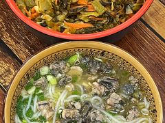-正宗李家土鸡米线店