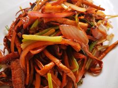 茶树菇炒猪颈肉-春暖花开(西溪店)