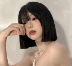 -安蒂护肤造型