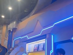 -暴风岛沉浸式体验馆(百联世纪店)
