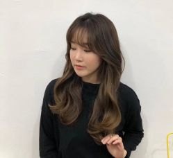 -AYO SALON