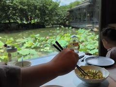 -绿茶餐厅(龙井船宴· 品牌总店)