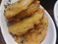 香酥虾饼-黑白电视长沙小吃(美林M·LIVE天地东座店)