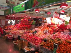 -滨海新区濒开里菜市场