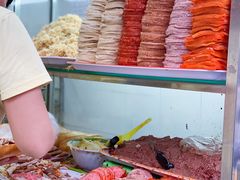 -Bánh Mì Huynh Hoa