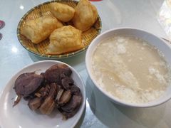 -伊宁伊香酥油奶茶馆