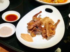 -渝半城经典川粤菜(重庆天地店)