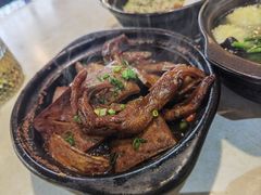 红烧鸭脚香干煲-阿龙酒煲(海宁新苑路店)