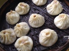 鲜肉汤包-四季美汤包(户部巷店)