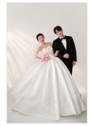 -雅云婚纱摄影工作室旗舰店