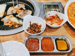 -许妈妈餐厅烤肉烧烤家常菜(明润广场店)