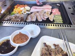 -香猪坊(远洋未来店)