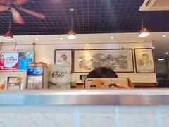 -聚笼鲜美食(凤凰街店)