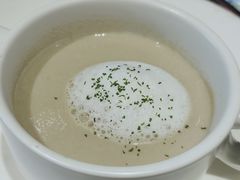奶油蘑菇汤&nbsp;mushroom&nbsp;soup-MARU玛露音乐餐厅(大学路店)