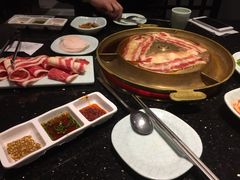 -猪啊牛呀羊啊铜盘烤肉(正大广场店)