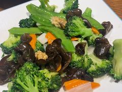 -那家老院子东北菜·饺子·小鸡炖蘑菇(艳华街店)