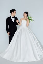 -花里花间摄影工作室