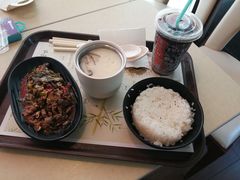 -东方既白(黄兴路大润发店)